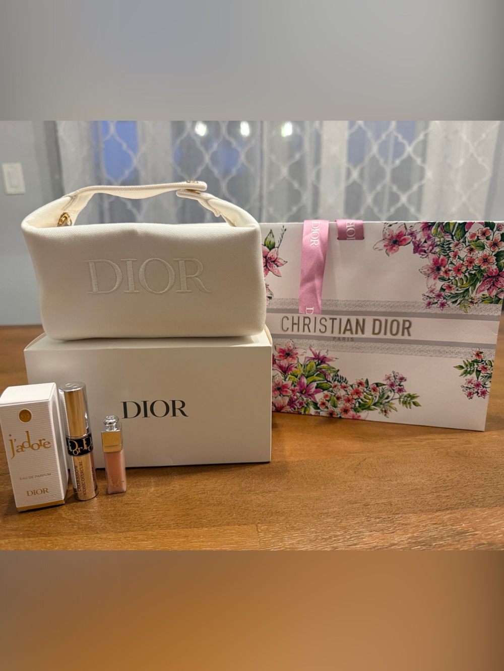 DIOR mini bag (bone white)